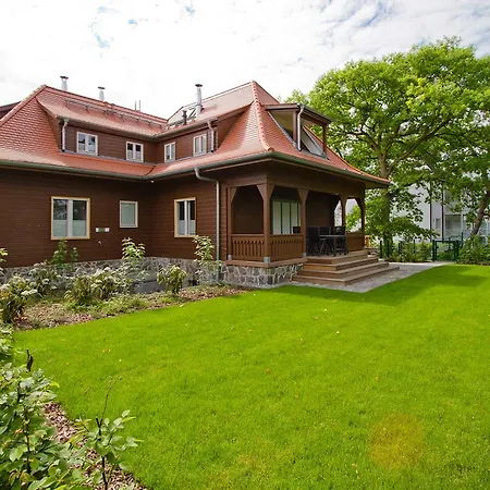 Kapitaenshaus * Heringsdorf (Usedom)